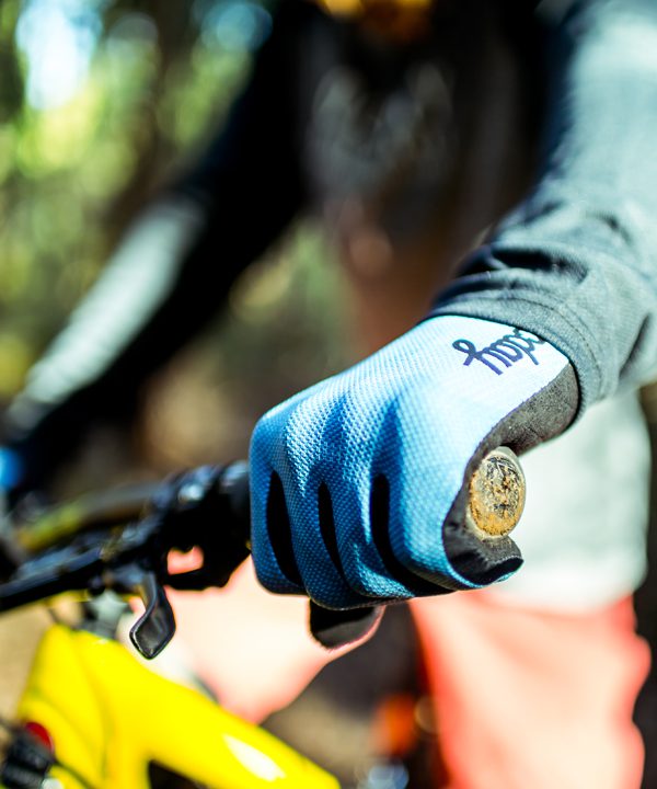 Enduro mountain bike gloves